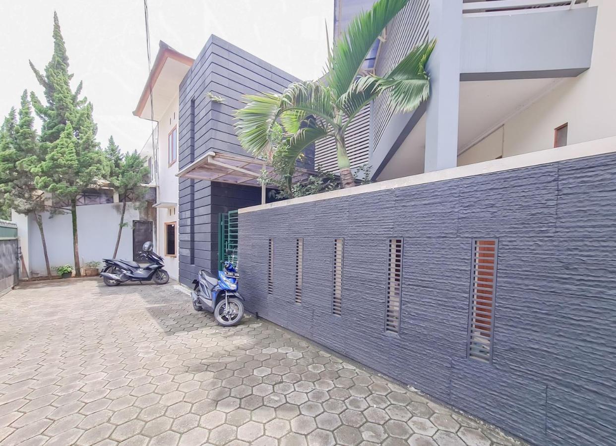 KoolKost At Jalan Ciheulang Bandung - Minimum Stay 30 Night Luaran gambar